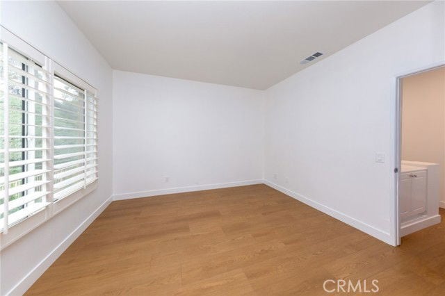 Foto del edificio - 26970 Hillsborough Pkwy