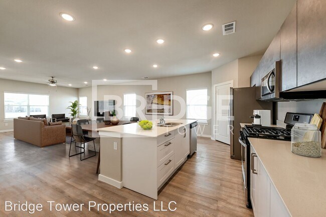 Foto del edificio - 3 br, 2 bath House - 4816 Bullfrog Way