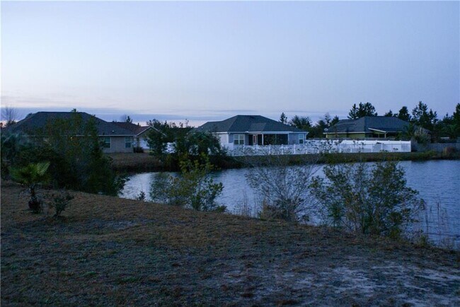 Building Photo - 225 Victorian Lake Dr