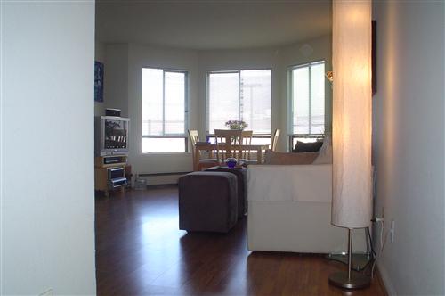 Living room - 1461 Broadway