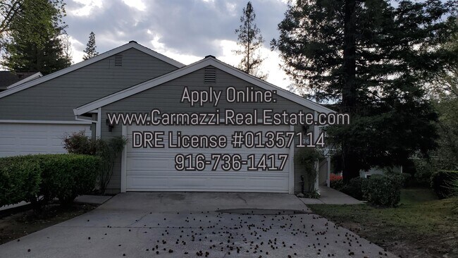 Building Photo - 206 Live Oak Cir