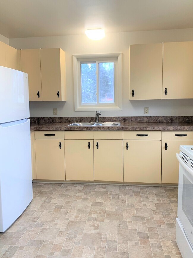 Building Photo - 115 Catawba Pl