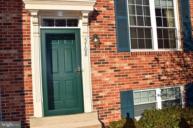 Building Photo - 5708 Mason Bluff Dr