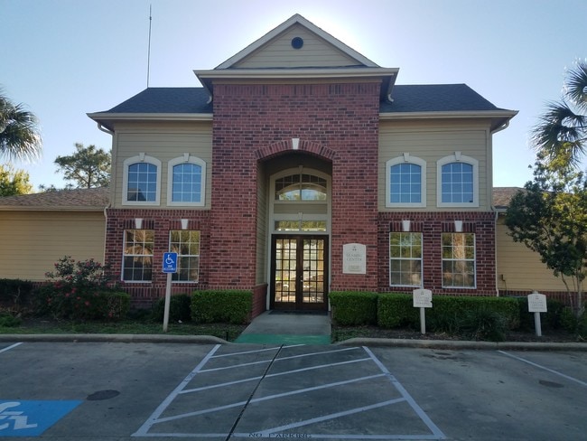 Building Photo - Brazoswood