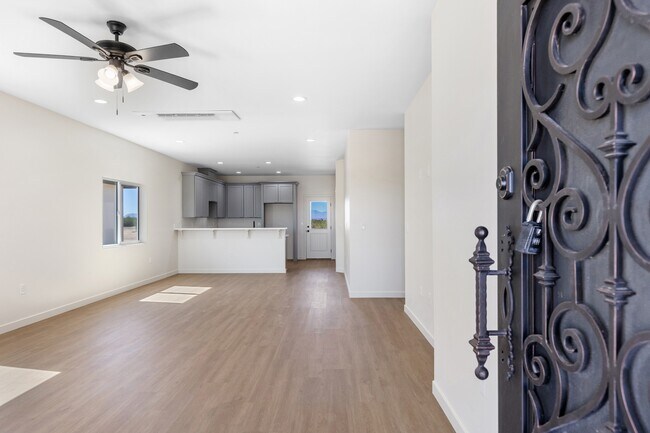 Foto del edificio - 17491 Granada Dr