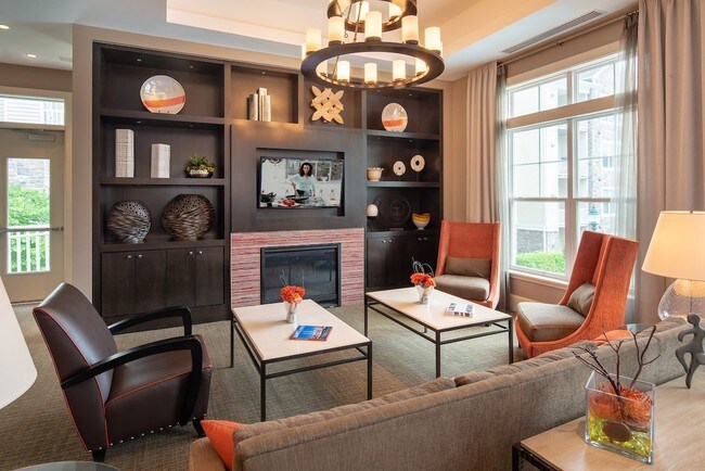 Foto del edificio - Elms Clarksburg Village