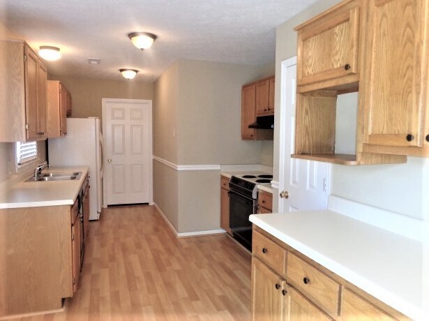 Foto del edificio - 7303 Clearview Dr