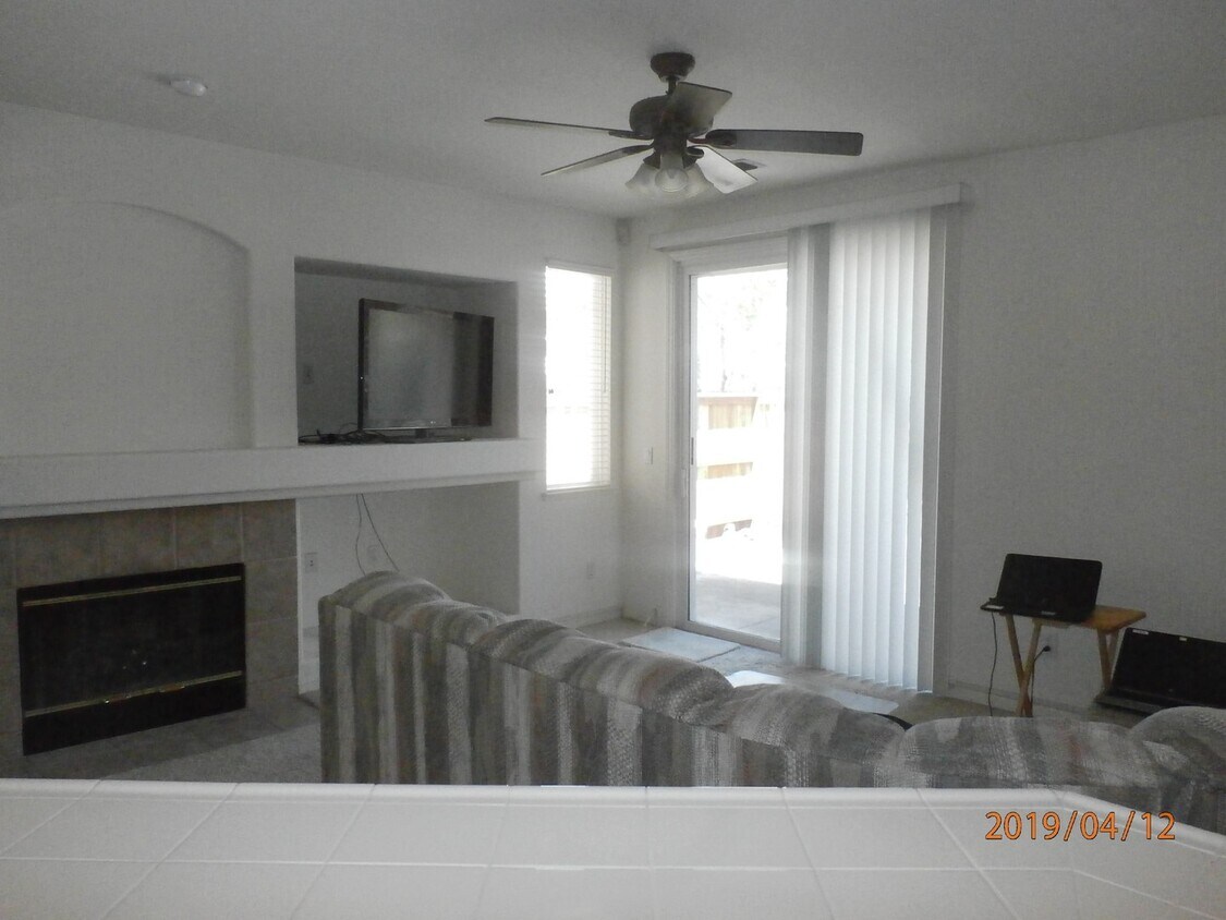 Very Cozy N.Natomas Single Story 4/2! (Please read entire ad prior to requesting an appointment) - Very Cozy N.Natomas Single Story 4/2!  (Please read entire ad prior to requesting an appointment)