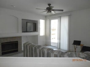 Building Photo - 2147 New Hampshire Way