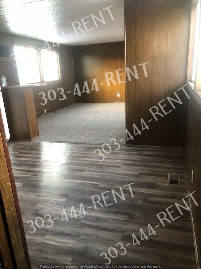 Building Photo - Log Lane Village 2 bedroom & 2 bathroom