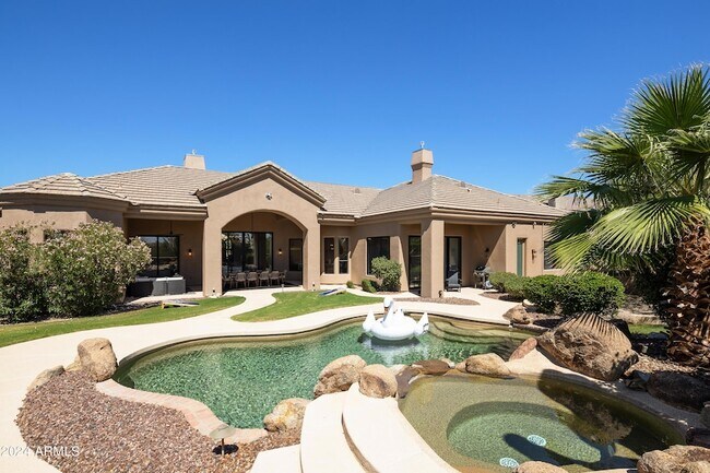 Foto del edificio - 12077 E Laurel Ln