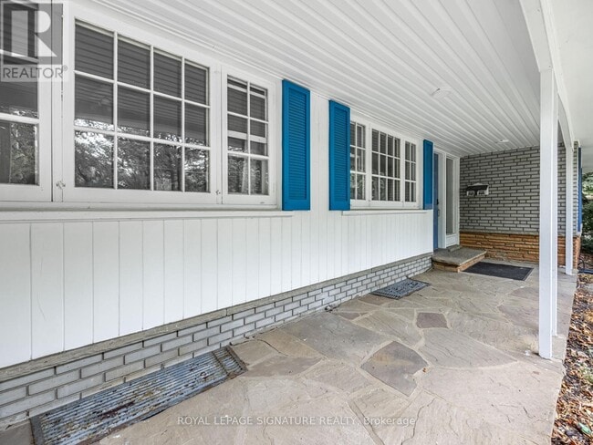 Building Photo - 1447 Merrow Rd