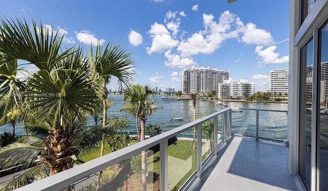 Foto del edificio - 1500 Bay Rd