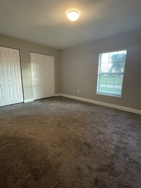 Building Photo - 9027 S Indio Cir