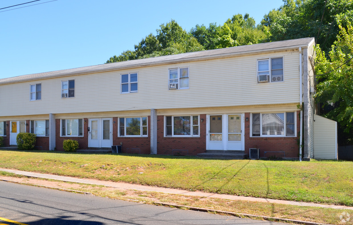 Building Photo - Hamden Apartments