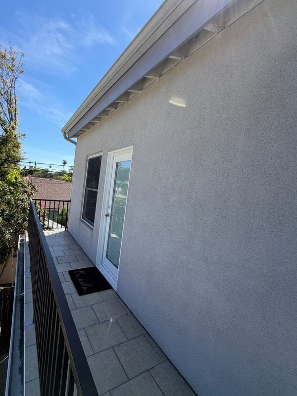 Building Photo - 74 N San Marino Ave