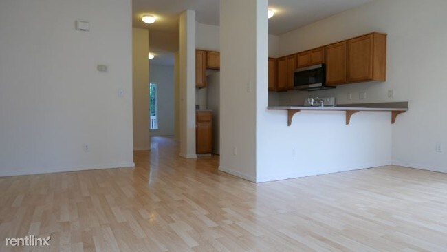 Foto del edificio - 3 br, 2.5 bath Townhome - 1273 NE 69th Ct