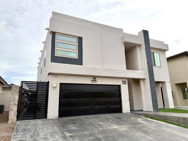 Foto del edificio - 12824 Linstead Ave