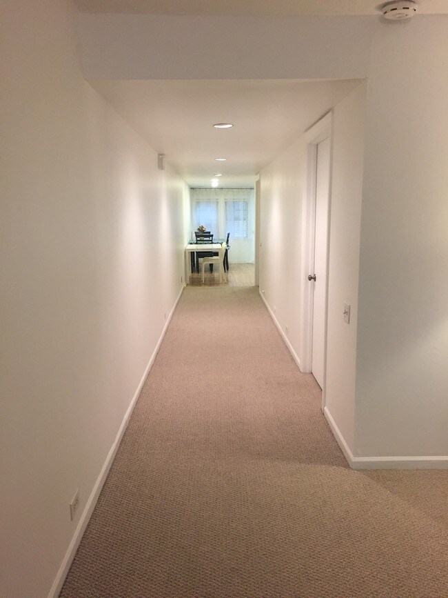 Long wide gallery - 2319 N Halsted St