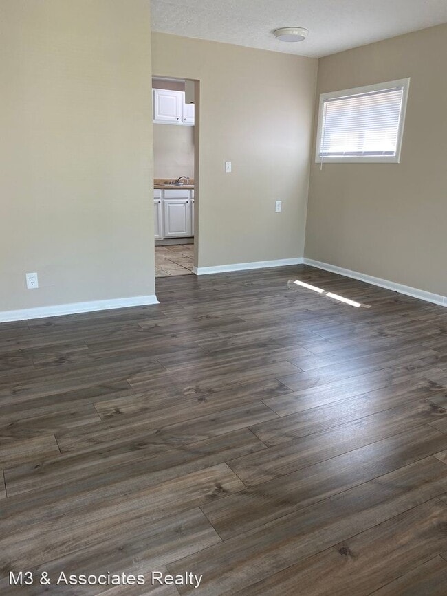 Building Photo - 2 br, 1 bath House - 2282 Century Dr