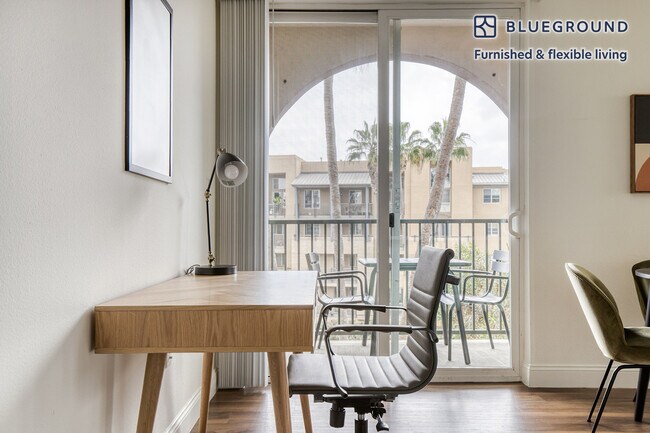 Foto del edificio - 5710 Crescent Park E