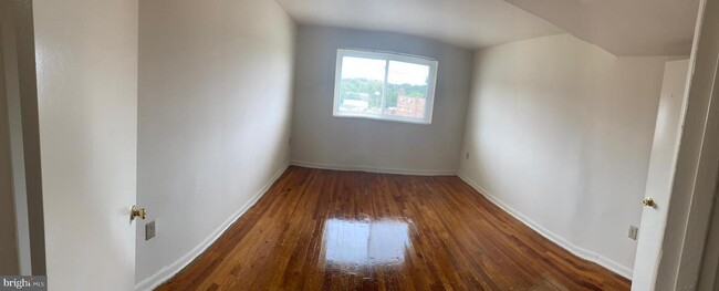 Foto del edificio - 6434 Edsall Rd