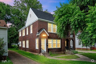 Building Photo - 234 Boulevard St