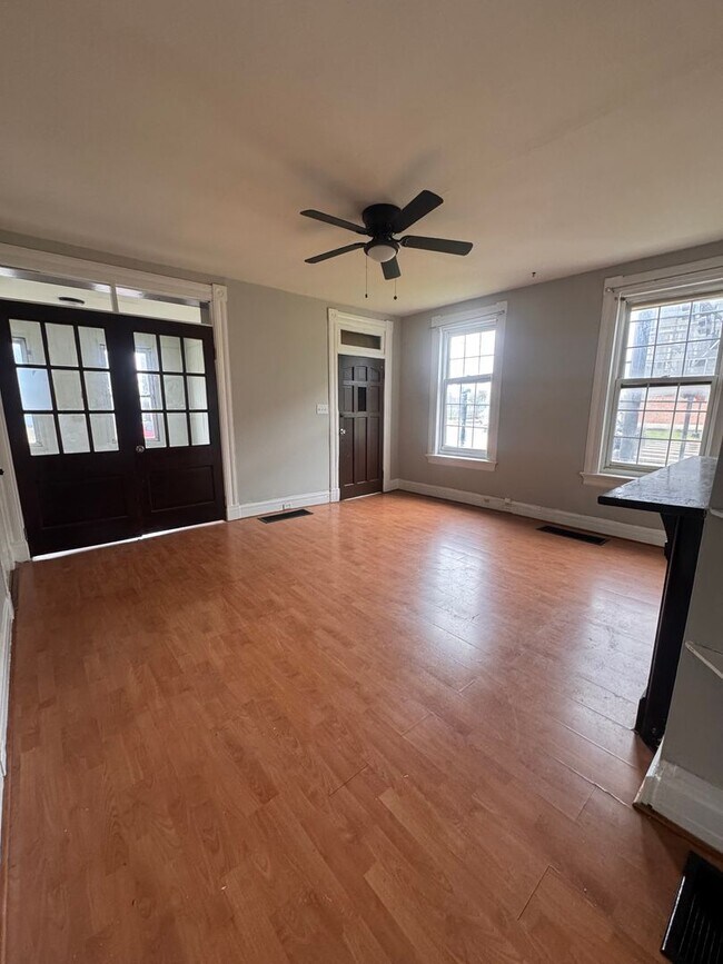 Foto del edificio - 841 N 3rd St