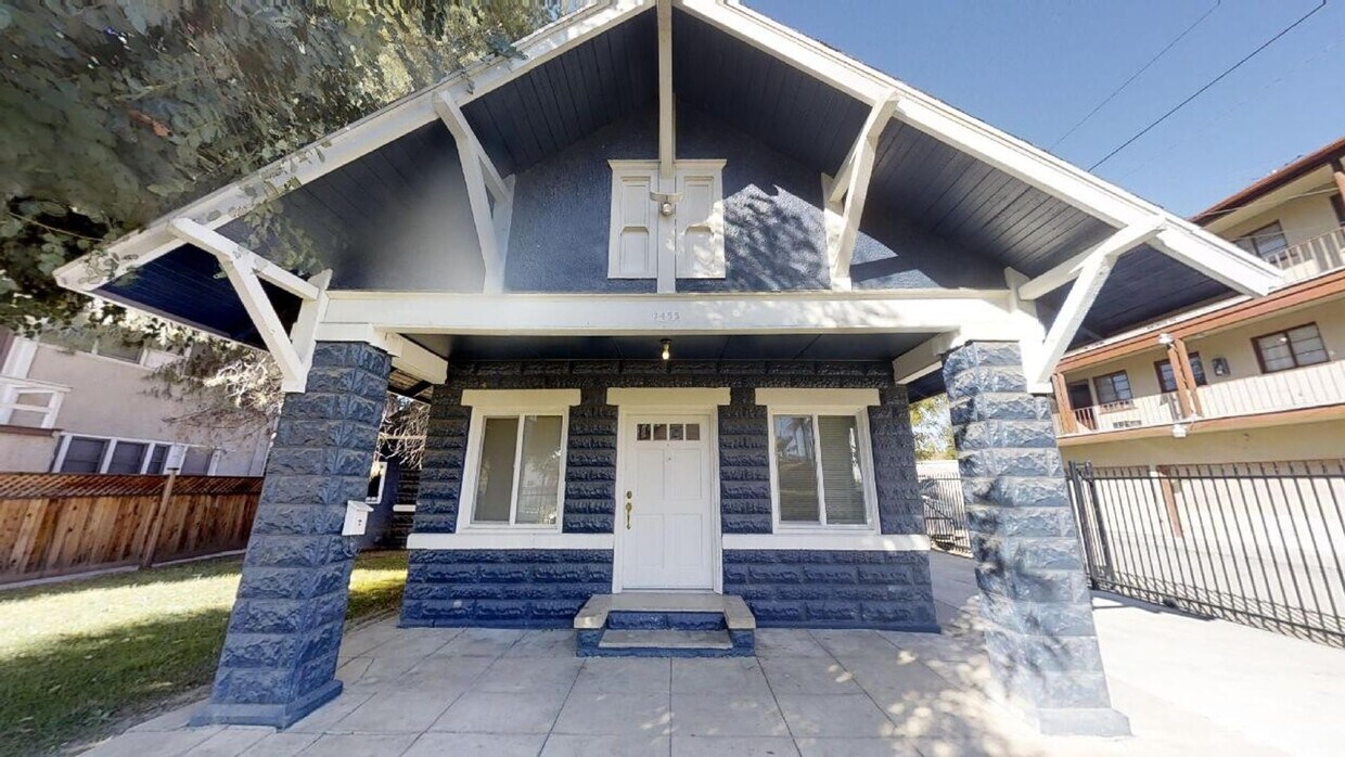 Primary Photo - Coming Soon! Charming Cottage for Lease in Downtown Riverside, California!