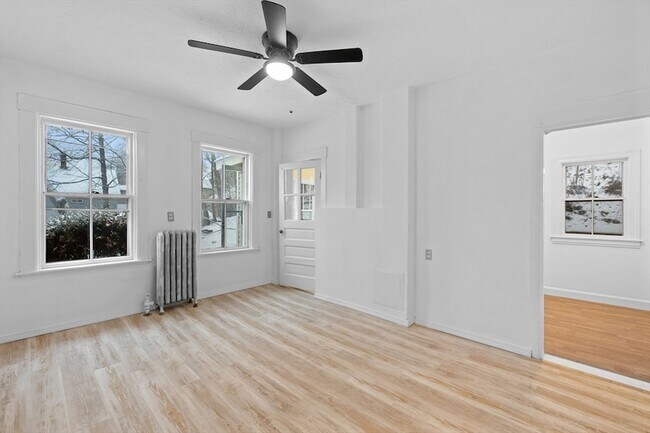 Foto del edificio - 20 Temple St