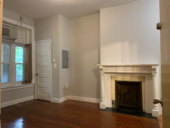 Foto del edificio - Amazing Studio Apartment located in University City! Available mid-December!