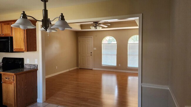 Foto del edificio - 3806 Winterlake Dr