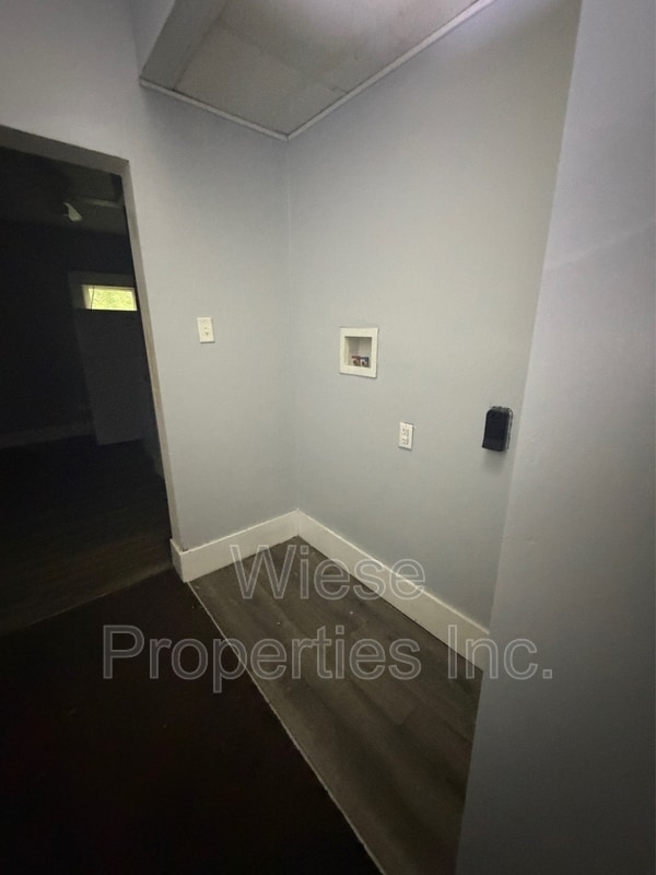 Building Photo - 1720 Clay St