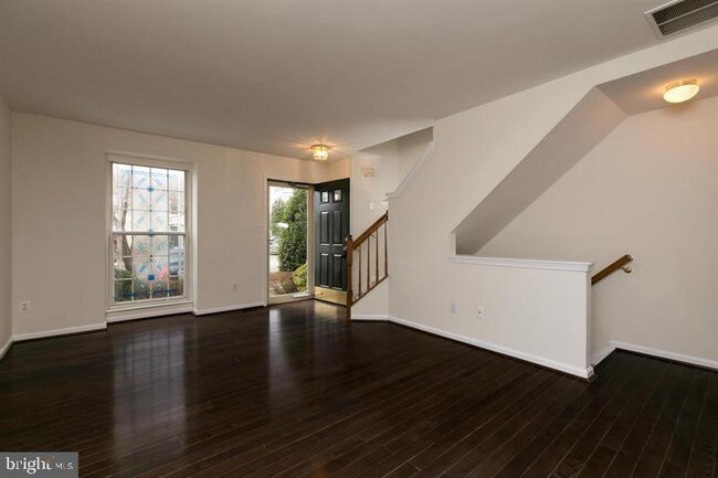 Foto del edificio - 12977 Abner Ave