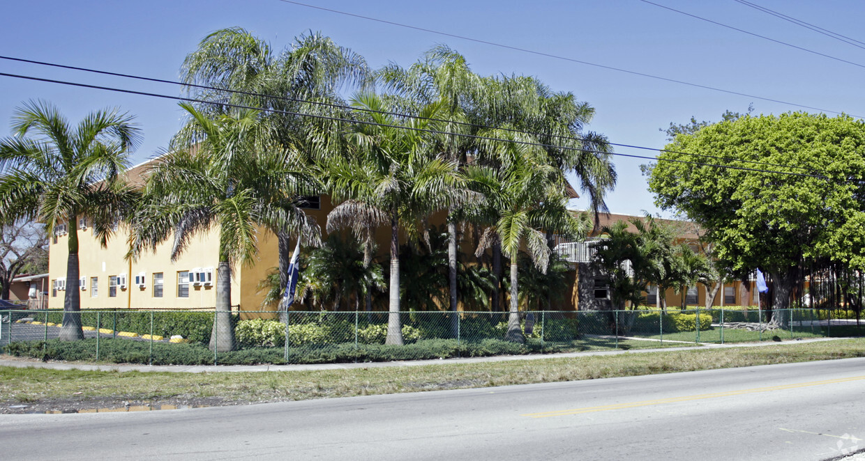 Primary Photo - Homestead Village Apartments