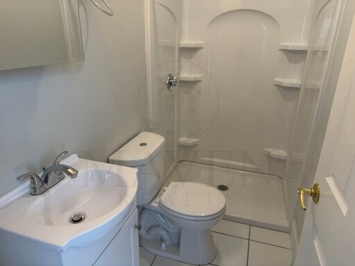 Foto del edificio - 60 Bonair St