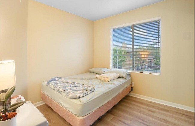 Foto del edificio - 39741 Columbia Union Dr