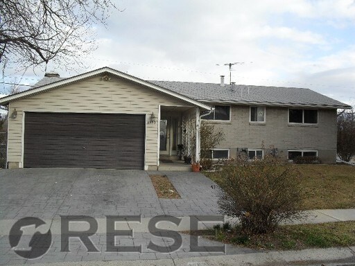 Primary Photo - 4493 S Larch Way