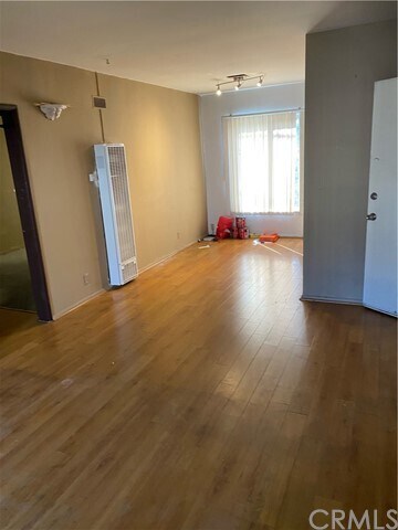 Building Photo - 516 E Lomita Ave