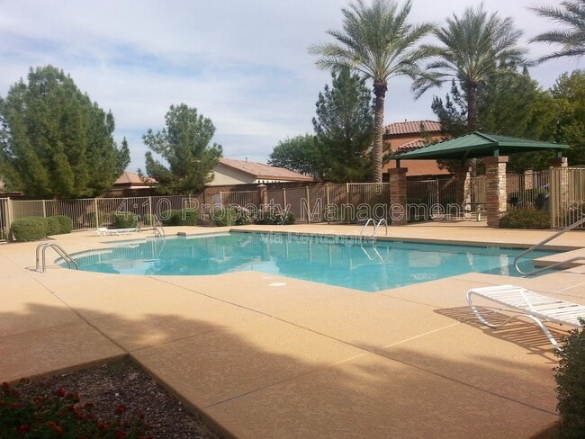 Photo - 2644 E Chester Dr House