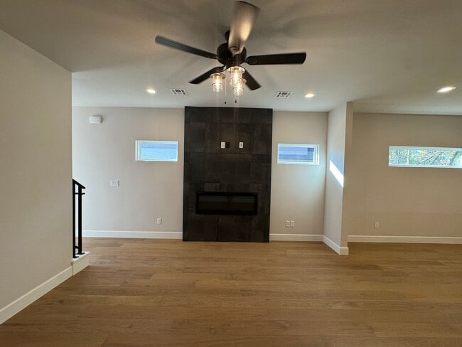 Building Photo - BRAND NEW - 4 bed - 3 bath - 2 car with fenced yard!