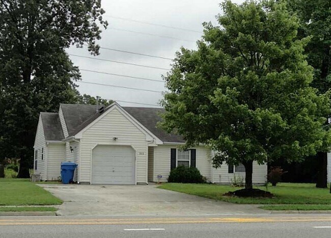 Building Photo - 972 Baker Rd