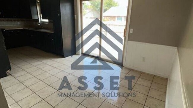 Building Photo - RENT TO OWN – EDMOND, OK