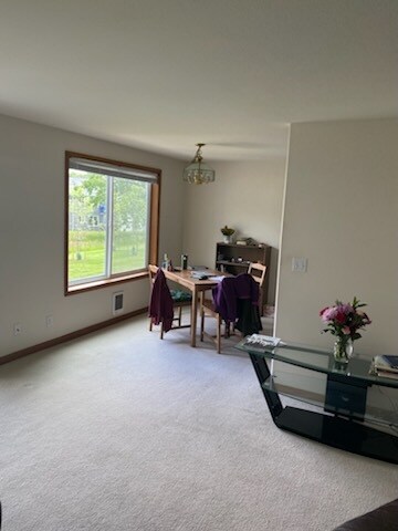 Foto del edificio - 4244 Wintergreen Cir
