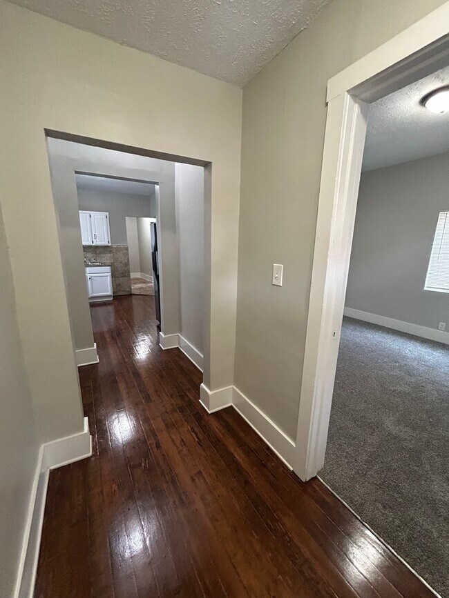 Foto del edificio - Right Size and a Great Location! Two bedroom Home!