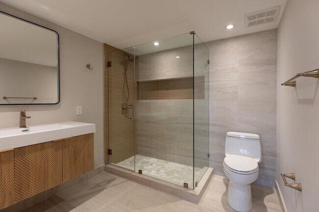 Foto del edificio - 2100 S Ocean Dr