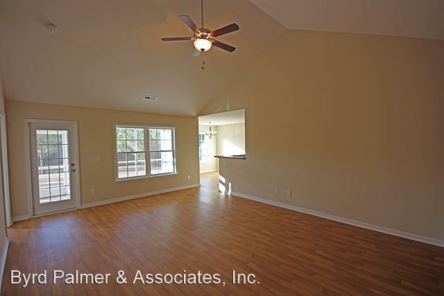 Building Photo - 3 br, 2 bath House - 1129 Augustus Drive
