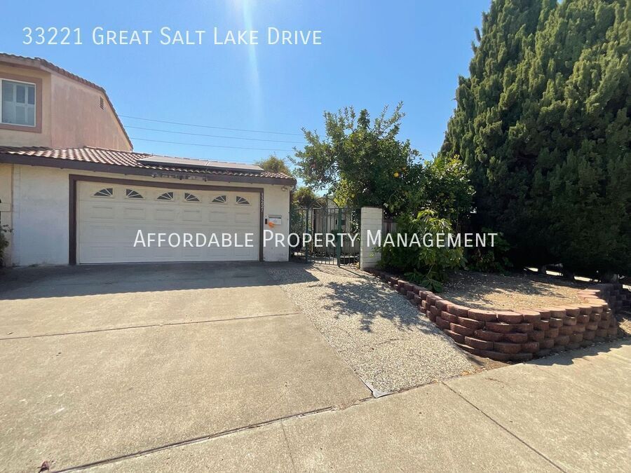 Foto principal - 33221 Great Salt Lake Dr