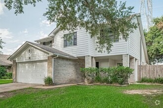 Building Photo - 2107 Creekshire Dr