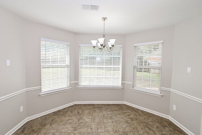 Building Photo - 145 Sandpiper Dr